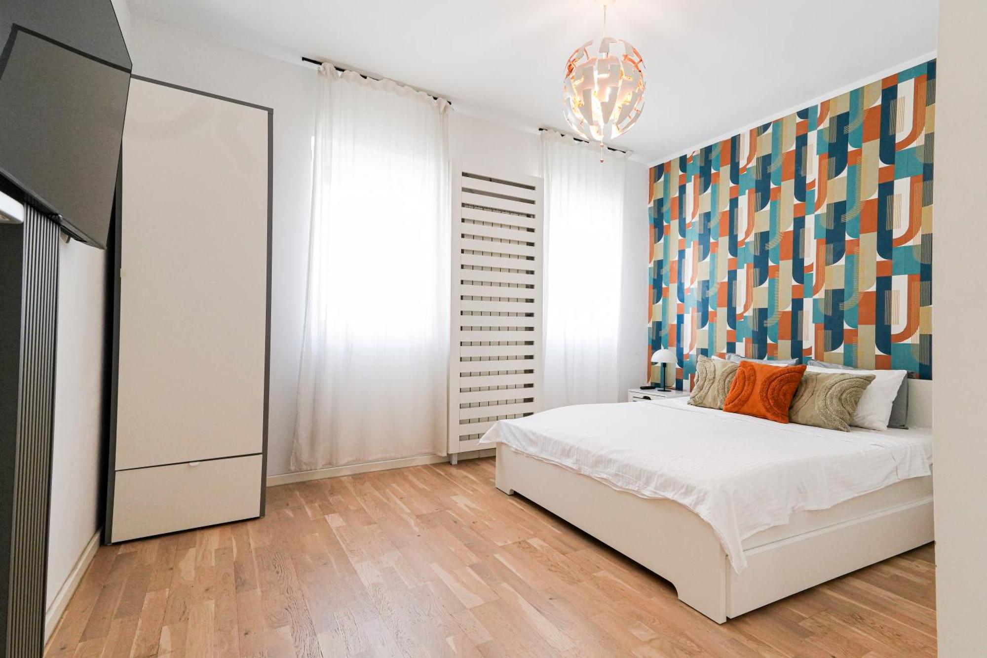 Maria - Modern Apartment With Parking And Workspace Bukares Bagian luar foto